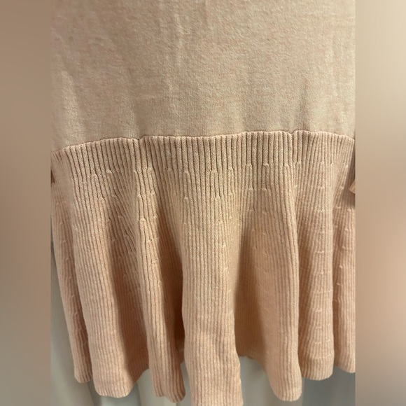 Beautiful dress - Picture 4 of 7